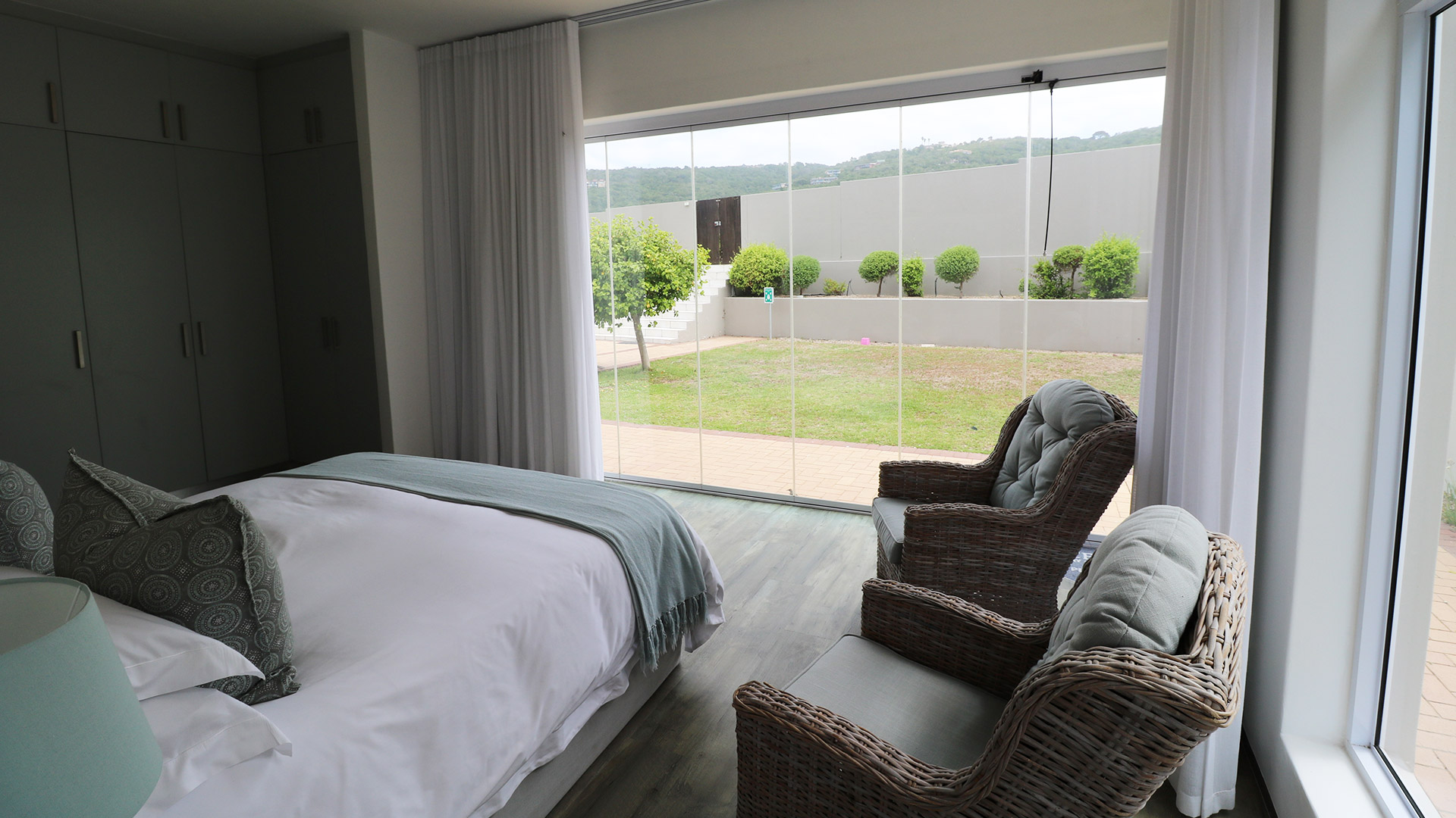 Pool Suite Gallery